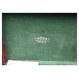 Cutco Knives - Set of 8 Vintage in Wooden Box