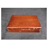 Cutco Knives - Set of 8 Vintage in Wooden Box