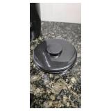 Lot of 7 – 3-Quart Plastic Round Ice Buckets (Black color with lids) from a Shutdown Hotel