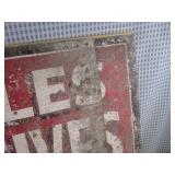 (FS) 2 Vintage Metal Signs "Hercule...