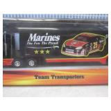 (EW3) Hot Wheels Nascar Marines Tea...