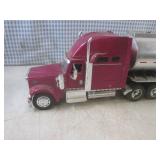 (EC1) Toy 18-Wheeler Truck 22" Long...