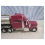 (EC1) Toy 18-Wheeler Truck 22" Long...