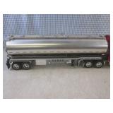 (EC1) Toy 18-Wheeler Truck 22" Long...