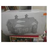 (EW3) Assortment of Christmas Decor...