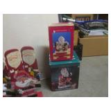 (EW3) Assortment of Christmas Decor...