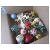 (A-2) Rubbermaid Christmas Ornamant...