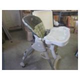 (BR2) Evenflo Highchair...