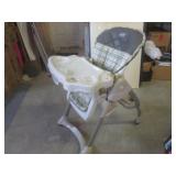 (BR2) Evenflo Highchair...