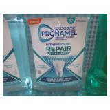 (G-1) 4 Bottles of Mouth Wash...