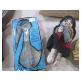 (EW4) Large Assortment of Vintage I...