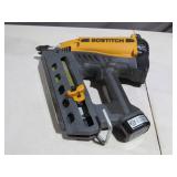Stanley Bostitch GF28WW 3-1/2" Cordless Gas Wire-Weld Framing Nailer Kit
