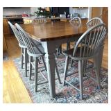 K - Sensational Dining Table with 6 Gray Windsor-Style Chairs