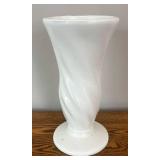 DR - Vintage Hull White Ceramic Vase