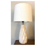 MB - Modern Ceramic Table Lamp with Geometric Design