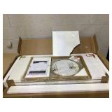 HOMCOM Makeup Vanity Table with Mirror and Storage, White