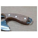 Rolled Carbon Steel Finger Hole Hunting Knife