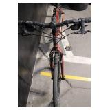 Trek 7.5 FX Hybrid Bicycle with Shimano Alivio 17.5in Frame