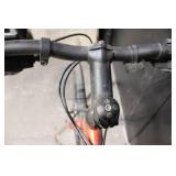 Trek 7.5 FX Hybrid Bicycle with Shimano Alivio 17.5in Frame