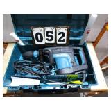 Makita 20lb Demolition Hammer