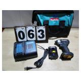 Makita Sub Compact Impact Driver Kit