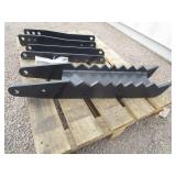 Wolverine 36" Backhoe Bucket Thumb