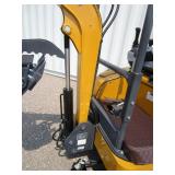 CFG QK18R 1ton Excavator w/Hydraulic Bucket Thumb
