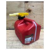 No-Spill Plastic Gas Can 1.25 gal