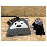 LED winter hat and texting gloves (lot of 2)