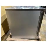 Magic Chef 38 in. Commercial Convection Oven in Stainless Steel (Missing Legs and Wheels)