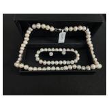 R.H MCYS & CO Fine Jewlery  White Cultured Freshwater Pearl (7mm) & Crystal Collar Jewelry Set (Missing 1 Diamond On 1 Earring)