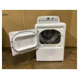 GE 7.2 cu. ft. vented Gas Dryer in White with Auto Dry and 120ft Venting (Minor Trasnti Damage)