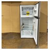 Vissani 18 cu. ft. Top Freezer Refrigerator in Stainless Steel, Garage Ready (Transit Damage)