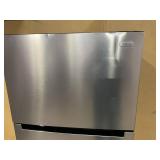 Vissani 18 cu. ft. Top Freezer Refrigerator in Stainless Steel, Garage Ready (Transit Damage)