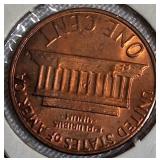 1982-D UNC Copper Large Date, 1960-D UNC Large Date, 1960-D MS-64, and a Small Date Lincoln cent