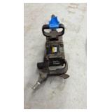 Central Pneumatic 1" pinless impact wrench, Diablo air hose