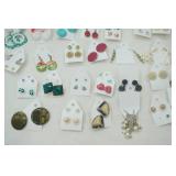 Jewelry: Earrings (pierced). Approx 116 pair