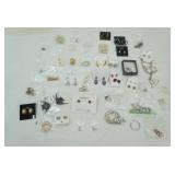 Jewelry Lot: Earrings (pierced)