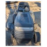 Poulan 15 HP XL/C OHV 42" Cut Lawn Tractor