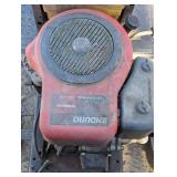 Poulan 15 HP XL/C OHV 42" Cut Lawn Tractor