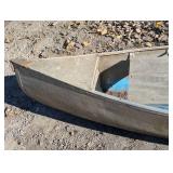 18-Ft aluminum Johnson series canoe  Two-seater