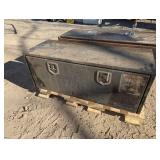 48x18 x18 lockable truck boxes