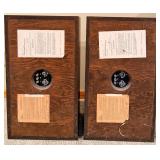 Pair of Vintage Loudspeakers - Acoustic Research AR Acoustic Suspension (Walnut Finish)