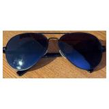 6 Pairs of Sunglasses Assortment & Aviator Styles