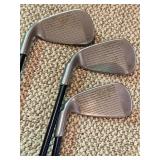 PING Burl Oaks Golf Bag & Irons