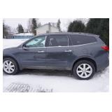 2012 Chevrolet Traverse LT Mid Size 4 Door FWD SUV