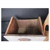 Live-Trap Set - Wooden Box with Circular Entry Hole & Wire-Mesh Cage