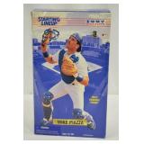 Starting Lineup Mike Piazza 1997 Edition 12-Inch Poseable Figure