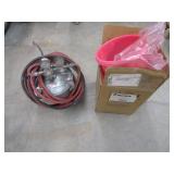 Binks Pressure Pot & 3 Liners