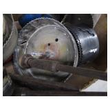 Large Hole Saws & Extensions